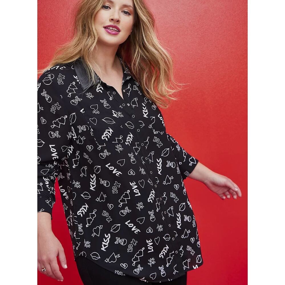 Torrid x Betsy Johnson Skull Hearts Black Georgette Blouse 1X NWT - Picture 5 of 9